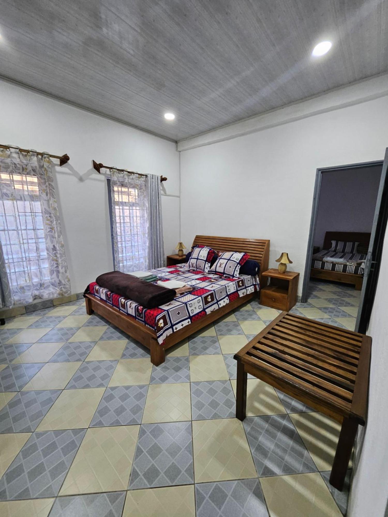 Bed and Breakfast Chez Joel Antsirabe Zewnętrze zdjęcie